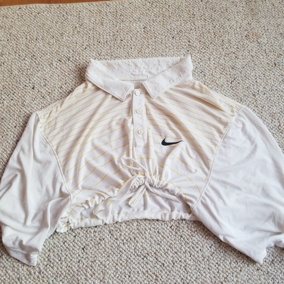 Nike Tops - 🌷Nike cropped top Nike Tops - 🌷Nike cropped top